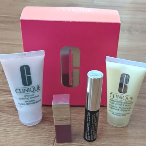 Clinique Other - SALE - Clinique 4 Piece Mini Gift Set